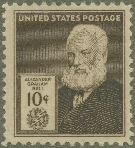 Frimärke ur Gösta Bodmans filatelistiska motivsamling, påbörjad 1950.
Frimärke från USA, 1940. Motiv av Alexander Graham Bell 1847-1922. Fysiolog, fysiker. Patenterade telefonen 1876. Fotofonen 1880.