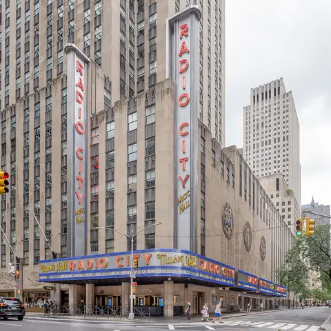 Radio City Music Hall (51395756913)