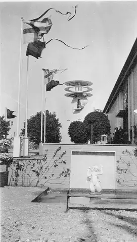 Internationell utställning i Barcelona 1929. Svenska
paviljongen, där svenska postverket medverkade.