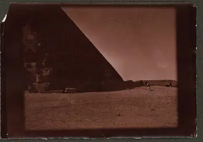 Kairo, am Fuße der großen Pyramide von Gizeh