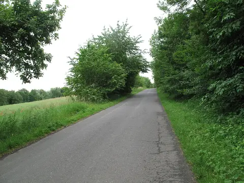 Silnice Lidice - Makotřasy
