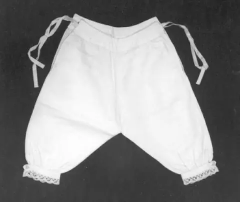 Girl underpants (scale model)