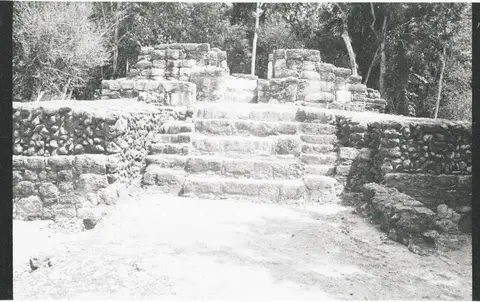 Calakmul, Structure 8 (CLK: Str. 8)