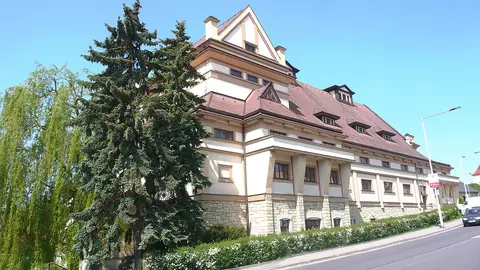 Budova divadla (Tylův dům), Polička 02