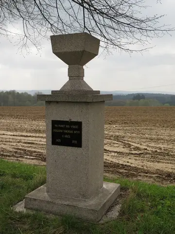 Křeč, památník táborské bitvy roku 1435