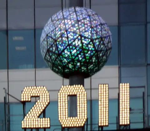 New Years Crystal Ball (6279777660)