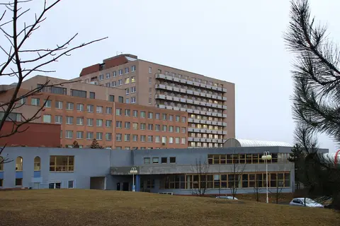 Ostrava, Poruba, budova Fakultní nemocnice II