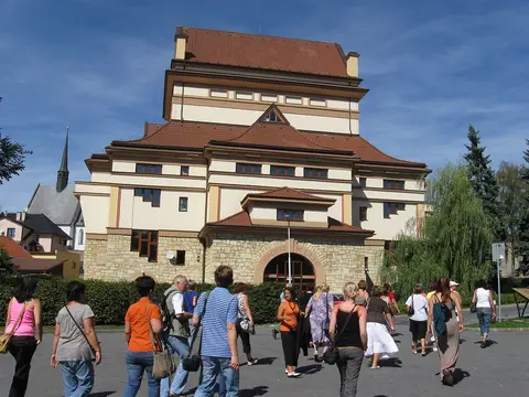 Divadlo - Tylův dům, Polička 1