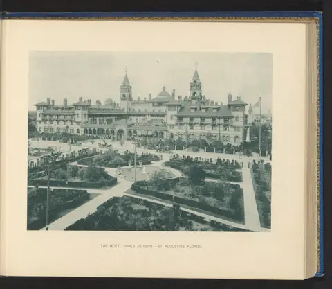 Gezicht op het hotel Ponce de Leon in Saint Augustine
