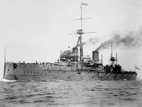 HMS Dreadnought 1906 H61017