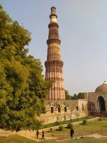 Madrasa and tomb of Alauddin Khalji 2