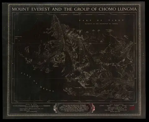 Mount Everest and the Group of Chomo Lungma