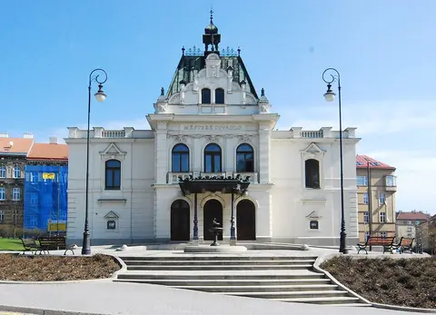 GuentherZ 2010-04-03 0055 Znojmo Mestske Divadlo Znaim Stadttheater