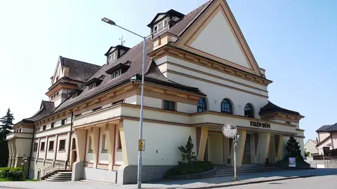 Budova divadla (Tylův dům), Polička 01