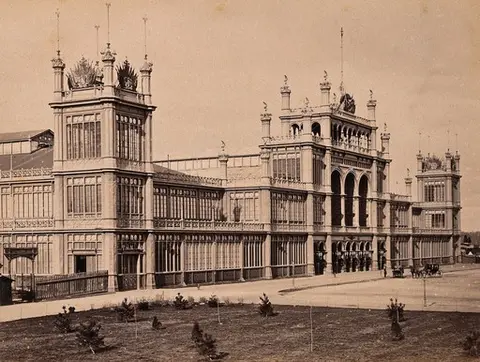 The Centennial Exposition Building, Philadelphia, United States of America. Photograph, ca. 1880.
