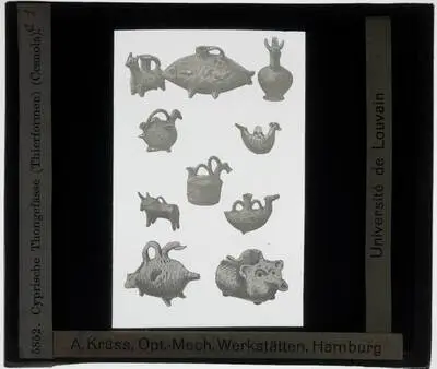 Cyprus. Dali. Aardewerk in de vorm van dieren